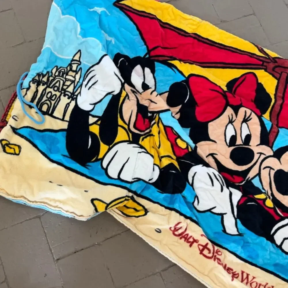 Vintage Walt Disney World Mickey Minnie Goofy Donald Beach Towel Backpack Bag